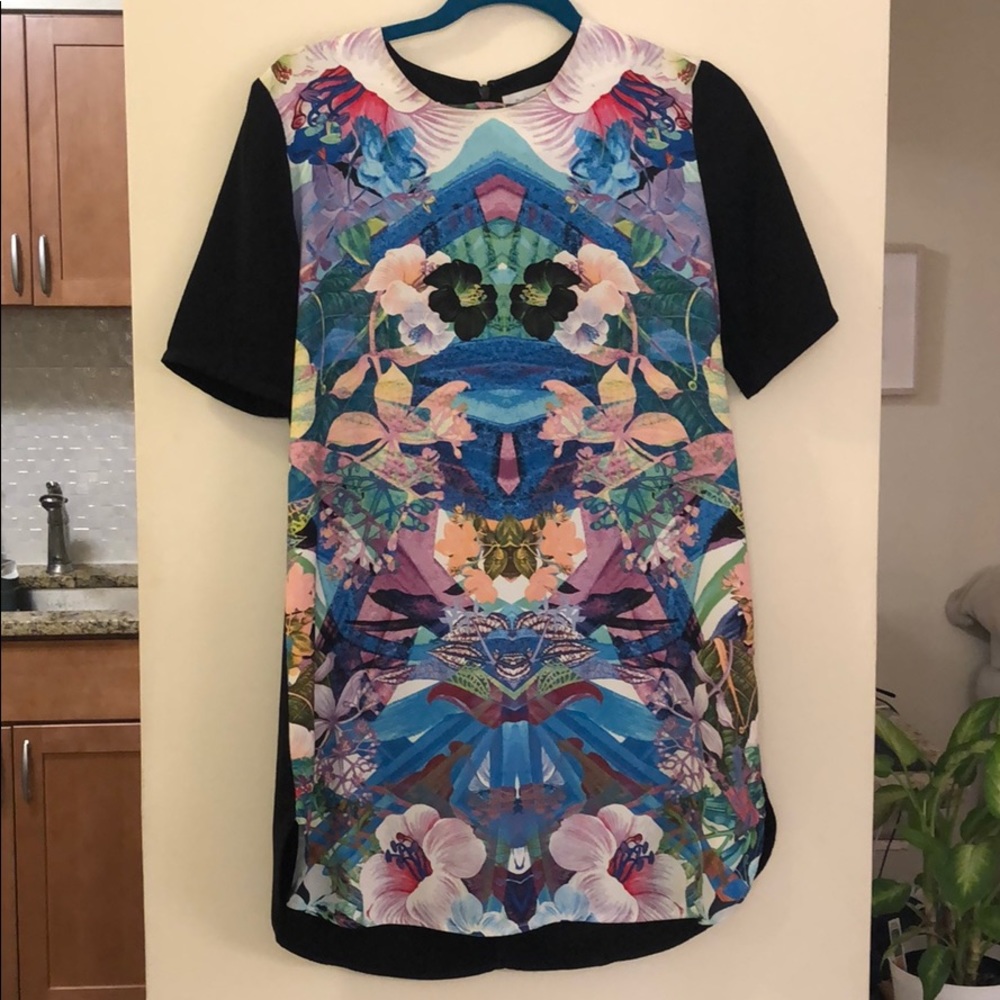 Finders keepers colorful front dress w black back